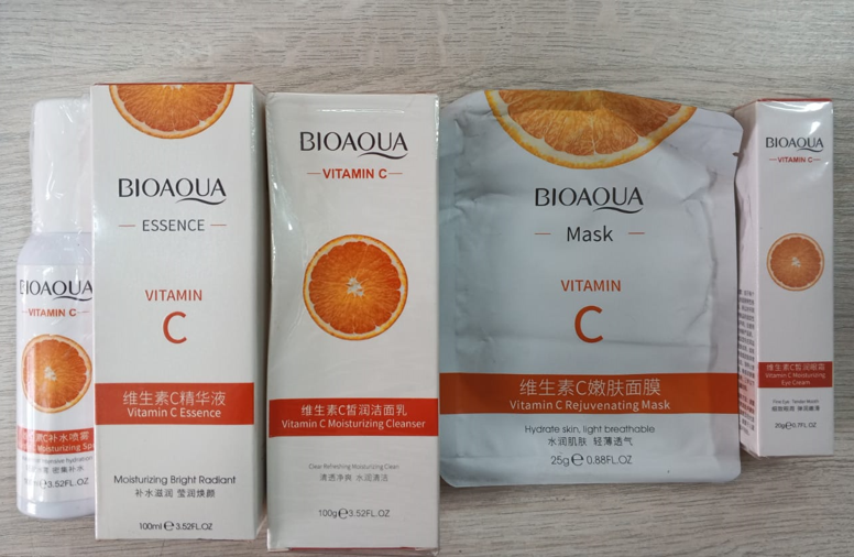Cuida tu Piel de Forma Completa con el Combo Vitamina C: 5 Productos para un Rostro Radiante y Joven!