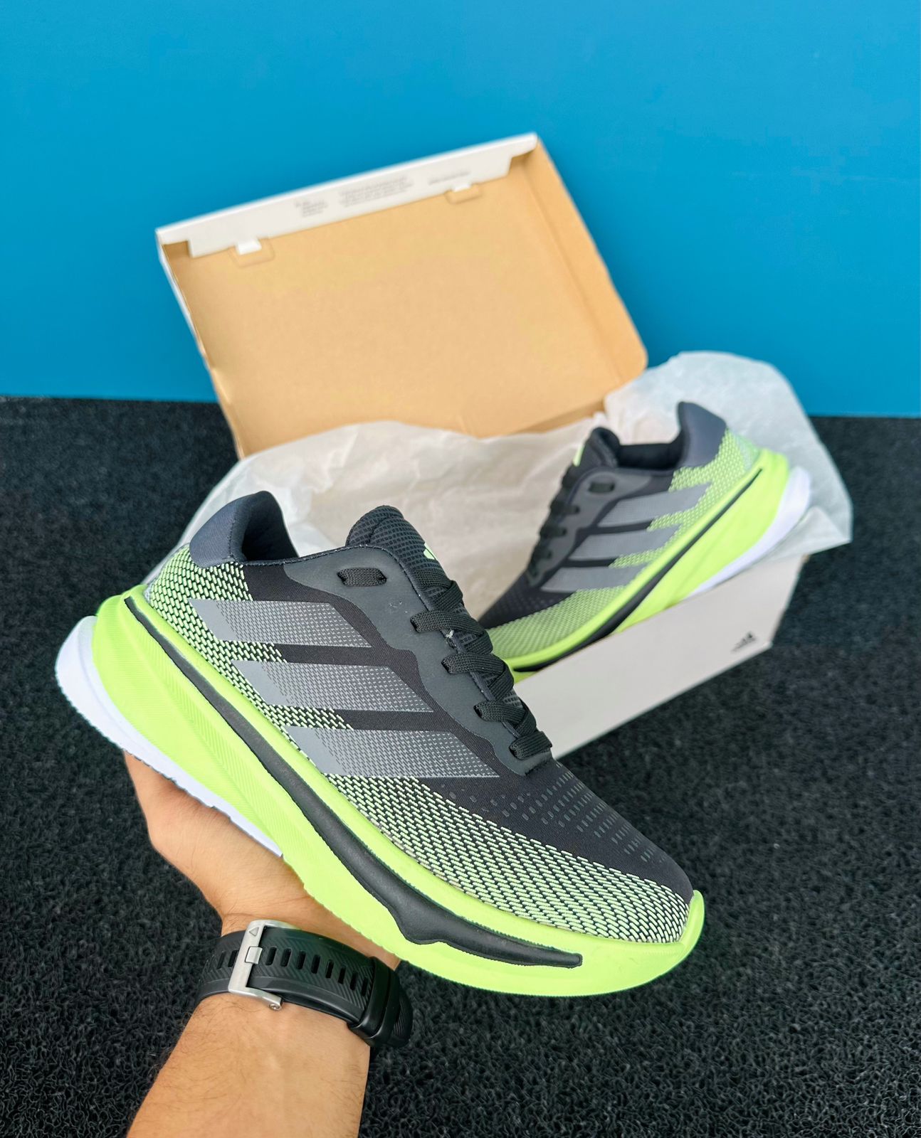 ADIDAS RUNNER